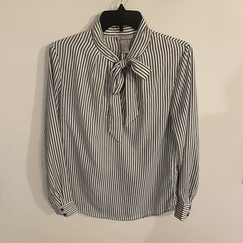 H&M Women's Size 8 Black White Stripe Button Blouse‎ Bow Neck Long Sleeve Top